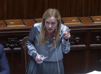 Galleria foto 'Giorgia Meloni punge Conte, è botta risposta alla Camera' - foto 1
