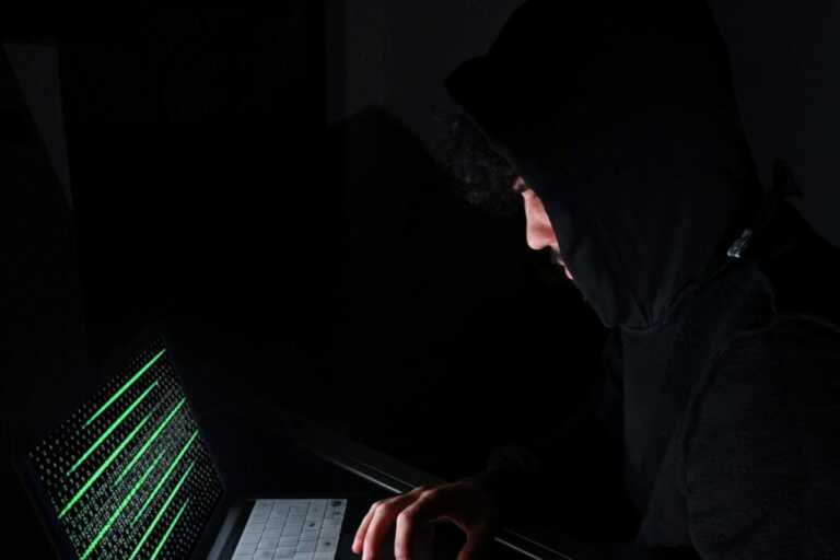 Attacco hacker alla sanità lucana: «Rubati dati parziali. Remota possibilità di un danno concreto»