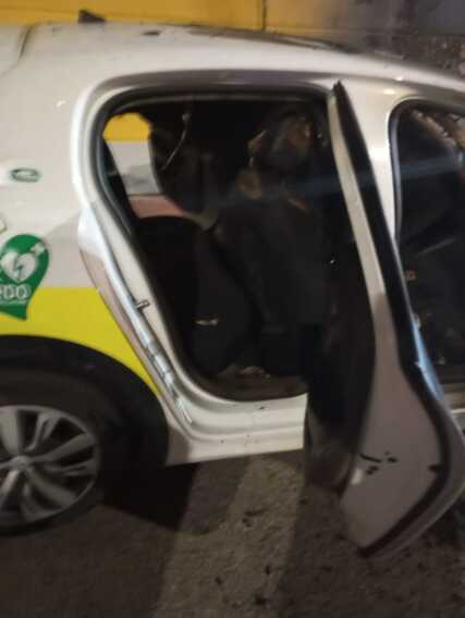 Galleria foto 'Fiamme nella notte a Torremaggiore: un incendio distrugge due auto di una ditta di vigilanza – FOTO' - foto 3