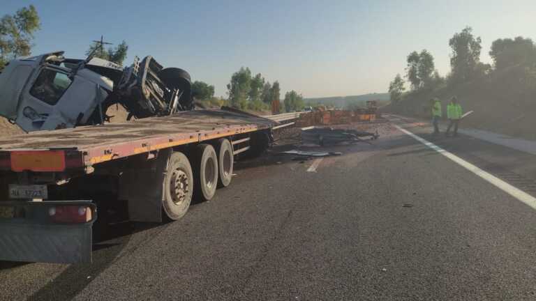 Camion perde carico e carburante sulla A14: chiuso il tratto tra Canosa e Andria in direzione Bari