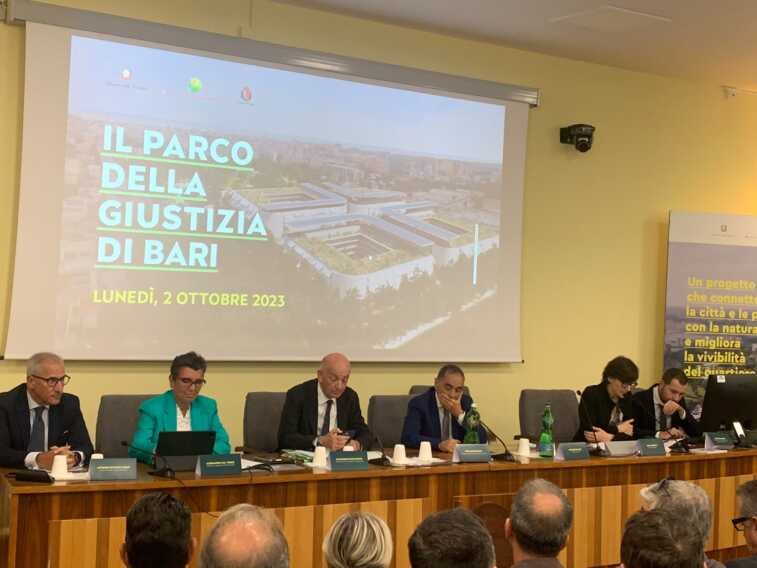 Bari, ecco il progetto del Parco della giustizia. Sisto: «Prima pietra nel 2024. Lavori in perfetto orario» – VIDEO