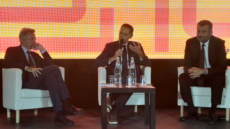 Galleria foto 'Asse Bari-Napoli, Decaro incontra Manfredi: «È la strada giusta per la crescita del Sud» – VIDEO' - foto 1