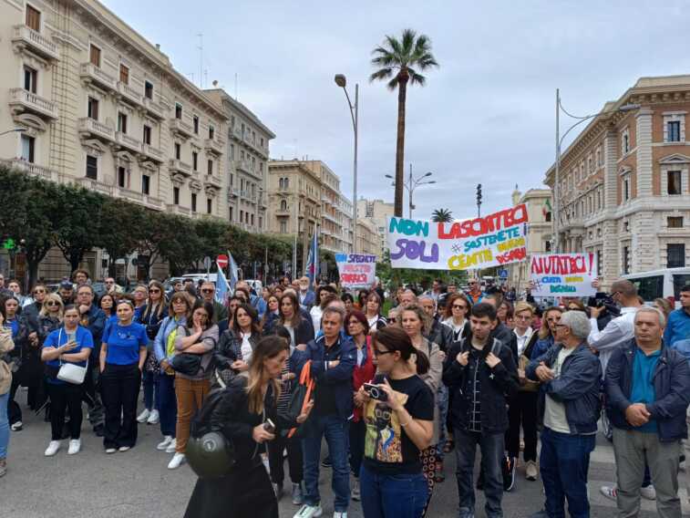 Rsa, 400 strutture protestano in Puglia: «Basta ritardi sugli accreditamenti»