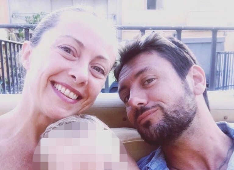 Dopo i fuorionda di “Striscia”, Meloni lascia Giambruno: «La relazione finisce qui»