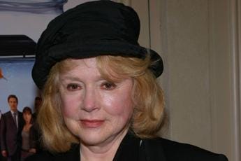 Morta a 91 anni Piper Laurie, addio a star di ‘Carrie’ e ‘Figli di un dio minore’