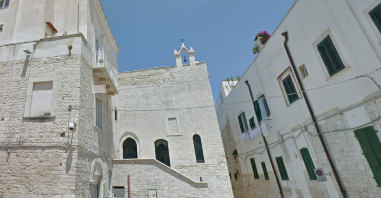 Attacco di Hamas in Israele: rafforzate le misure di sicurezza attorno alla sinagoga di Trani