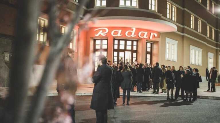 Monopoli, “Bagliori” illumina il teatro Radar: 10 spettacoli e un evento speciale con Nino Frassica