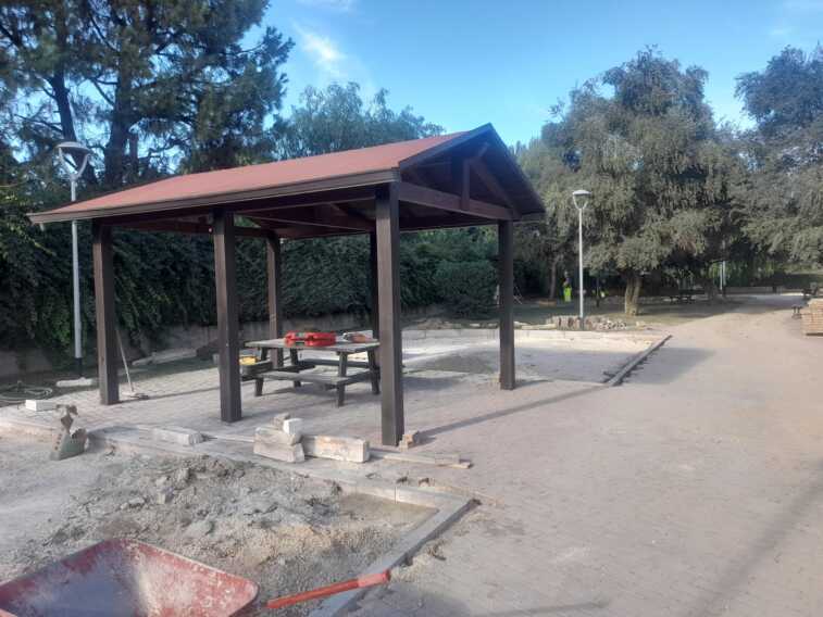 Galleria foto 'Bari, iniziano i lavori di green restyling del giardino Rita Levi Montalcini a Carbonara' - foto 1
