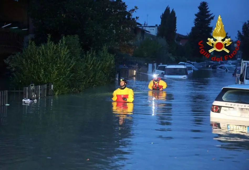 Galleria foto 'Maltempo, continua l’allerta e stato d’emergenza, in Toscana 6 vittime' - foto 1