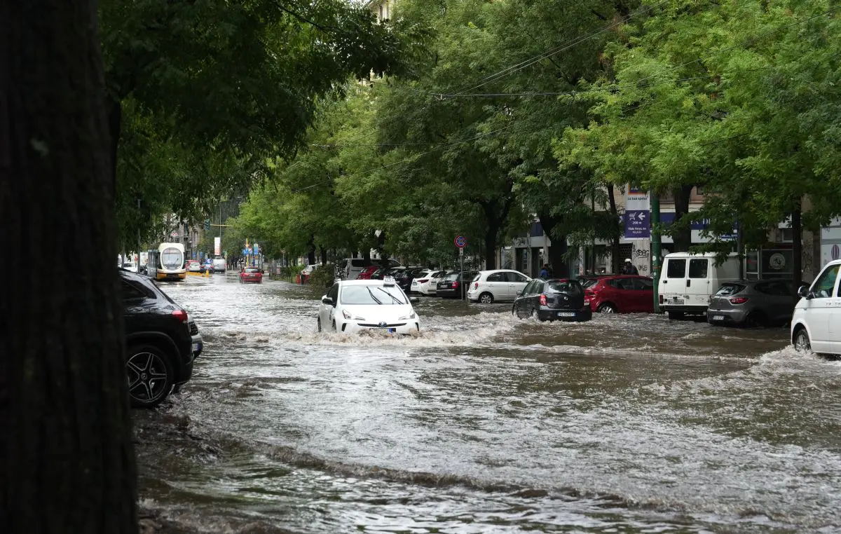 Galleria foto 'Anas, diverse strade statali chiuse al Centro-Nord per il maltempo' - foto 1