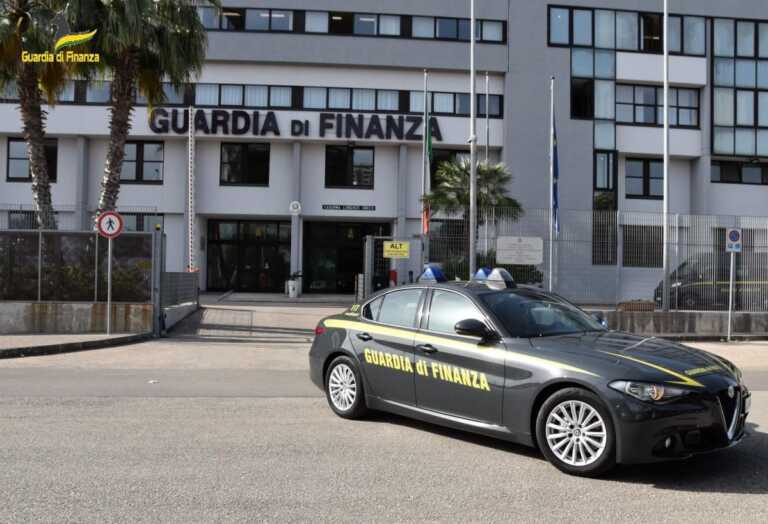 Galleria foto 'Fiamme Gialle sequestrano quasi 780 milioni di euro ad Airbnb' - foto 1