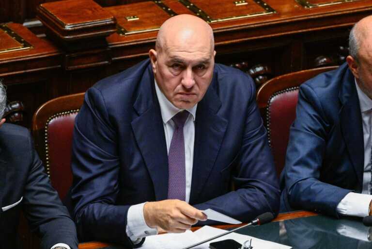 Galleria foto 'Difesa, Crosetto “Molto lontani da obiettivo 2% del Pil”' - foto 1