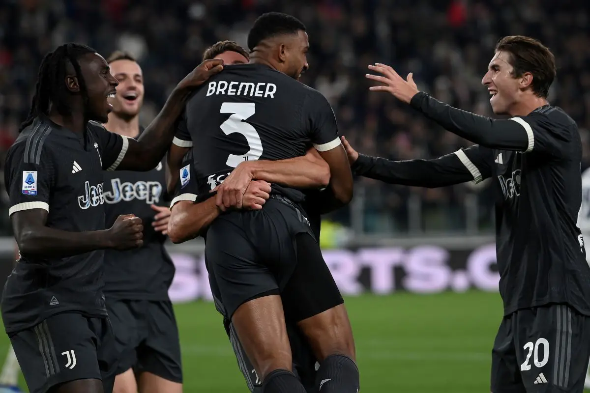 Galleria foto 'Juventus-Cagliari 2-1, bianconeri di nuovo in testa' - foto 1