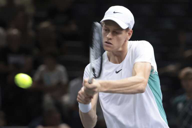 Galleria foto 'Cade il tabù Djokovic, Sinner “vede” le semifinali a Torino' - foto 1