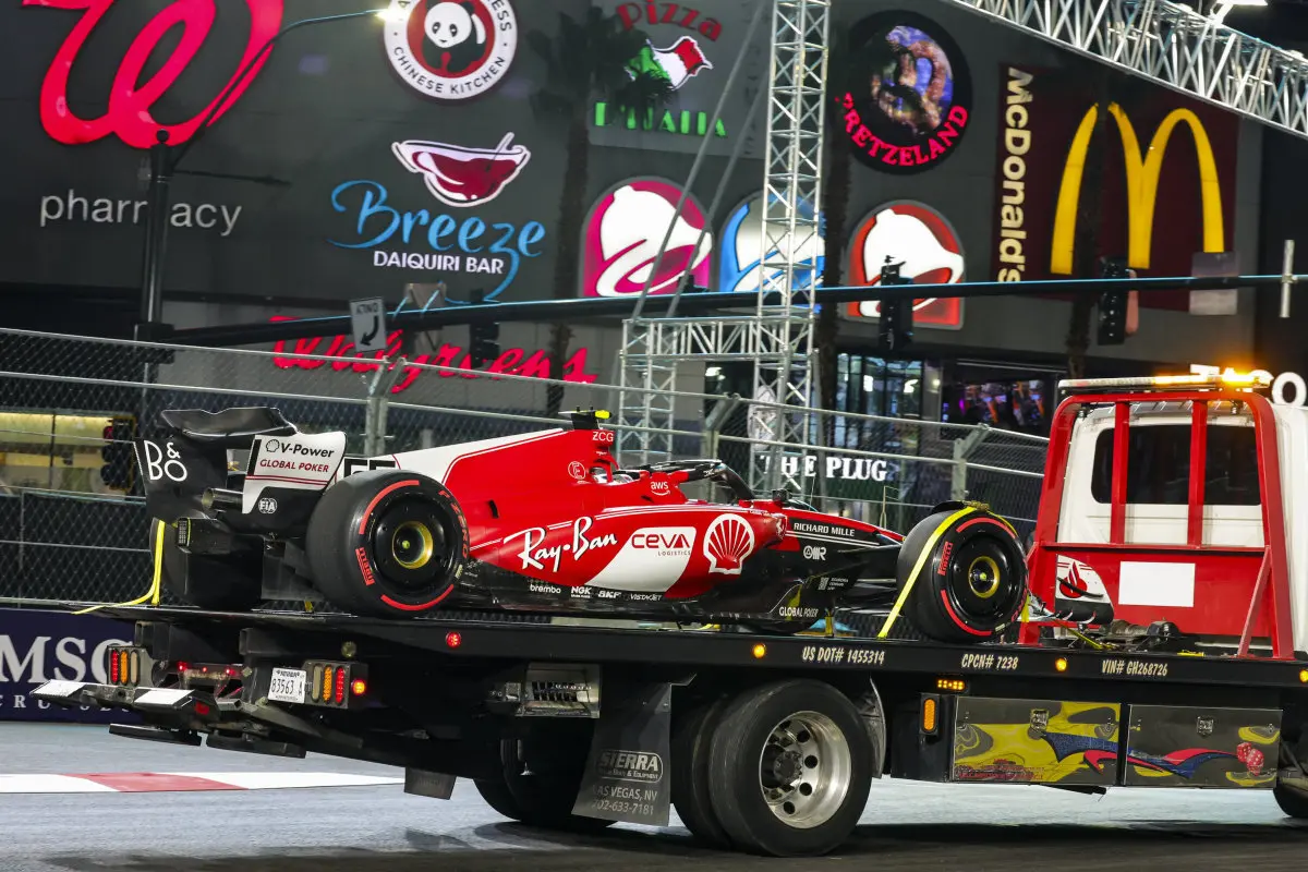 Galleria foto 'Tombini e sanzioni, nel caos di Las Vegas Ferrari protagoniste' - foto 1