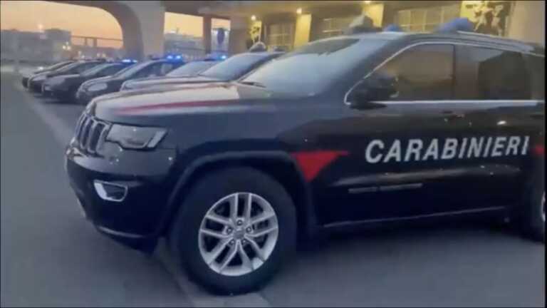 Galleria foto '16 misure per associazione mafiosa, estorsioni e droga a Napoli' - foto 1