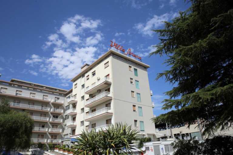 Galleria foto 'A Villa Serena a Palermo ambulatori ginecologici gratuiti' - foto 1