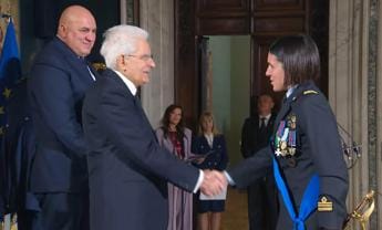 Galleria foto '4 novembre, Mattarella: “Grati alle Forze Armate, sostegno alle Istituzioni e alla pace”' - foto 1