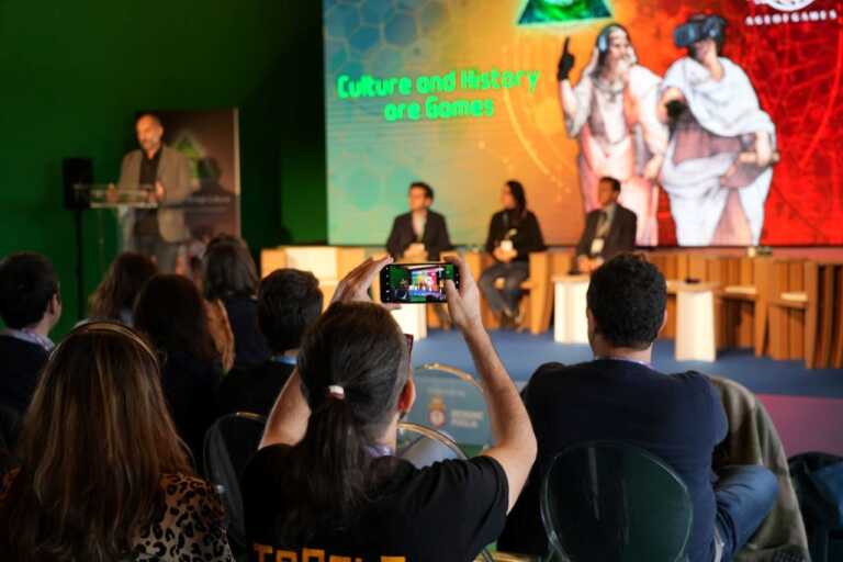 I videogiochi nelle scuole? Le nuove frontiere della formazione ad Ade a Bari