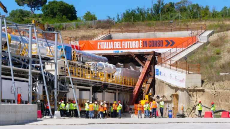 Cantiere dell’alta velocità Napoli-Bari: studenti del Politecnico in visita a Grottaminarda – VIDEO