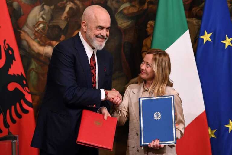 Accordo Italia-Albania sui migranti, la docente dell’UniBa: «Rischi di incostituzionalità»