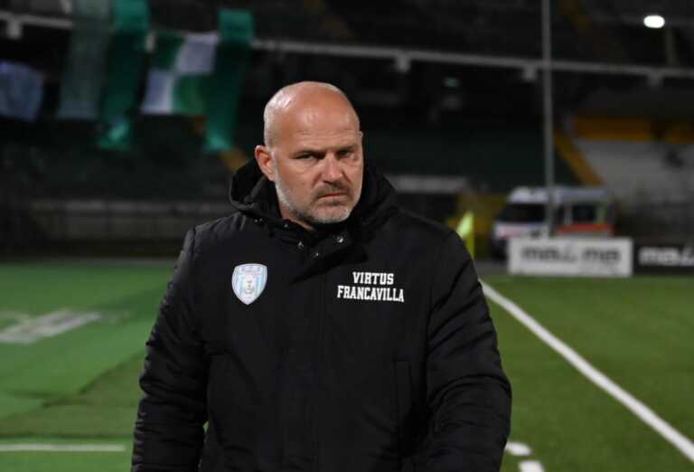 Salta la panchina della Virtus: esonerato Alberto Villa. Occhiuzzi e Raffaele tra i possibili sostituti