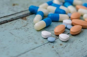 Galleria foto 'Allarme antibiotico resistenza, “ogni anno 11mila morti in Italia”: cause e cosa fare' - foto 1