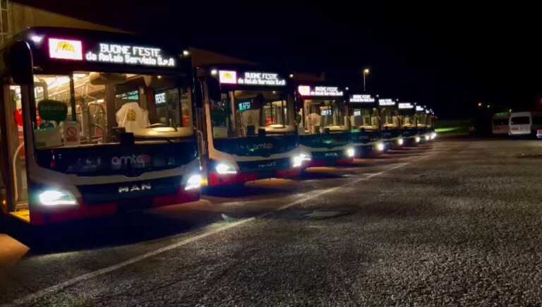 Bari, ecco i nuovi autobus ecologici: a bordo contapasseggeri e intelligenza artificiale