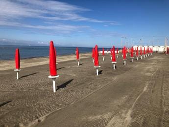 Galleria foto 'Balneari, Ue invia a Italia la lettera d’infrazione' - foto 1