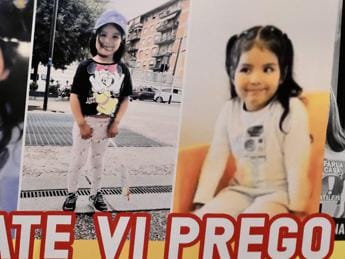 Galleria foto 'Bimba scomparsa a Firenze, madre di Kata accoltella connazionale in discoteca' - foto 1