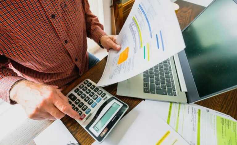 Più crescono i bambini e più sei povero