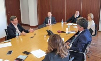 Galleria foto 'Calenda, forum all’Adnkronos: “Riforme? Male. Sciopero? È diritto ma sembra politico. Pd? Ostaggio del M5S”' - foto 1