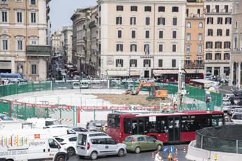 Galleria foto 'Cantiere Roma, da metro C a giubileo e Pnrr lavori in tutta la città. Gualtieri: “Aumenteranno”' - foto 1