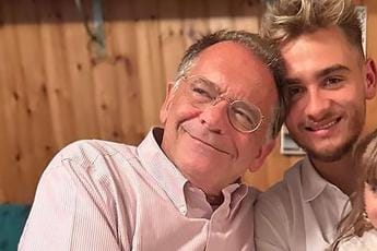 Galleria foto 'Cecchi Paone si sposa con Simone: “Saremo marito e marito”' - foto 1