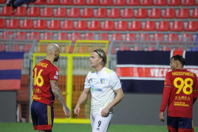 L’Audace Cerignola scappa, il Potenza lo raggiunge: termina 2-2