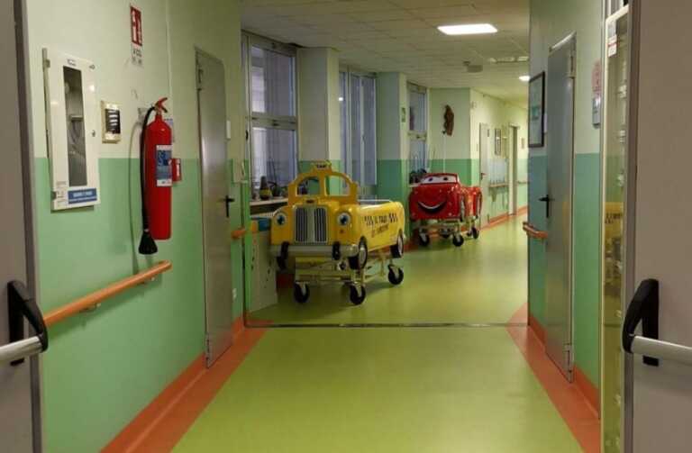 Lecce, allarme a Chirurgia pediatrica: «I piccoli rischiano di non avere cure»