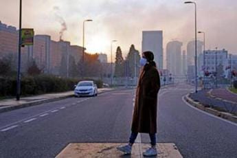 Galleria foto 'Covid, forte legame tra smog e virus: lo studio' - foto 1