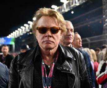 Galleria foto 'Ex modella Penthouse accusa Axl Rose dei Guns n’ Roses: “Mi ha stuprata”' - foto 1