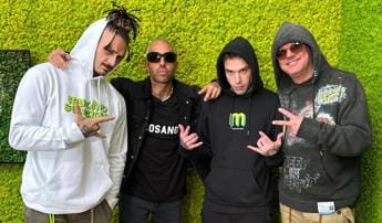 Galleria foto 'Fedez lancia l’allarme sul gansta rap: “Attenzione che ci scappa il morto!”' - foto 1
