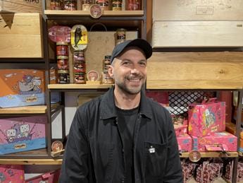 Galleria foto 'Food, Sirelli a presentazione ‘#CallipoMuchLove’: “Mie opere nascono con pezzi di recupero”' - foto 1