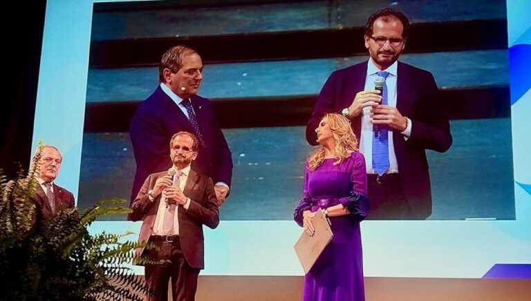 Galleria foto 'Nuovi medici giurano a Bari. Gemmato: «Il Governo punta sulla sanità territoriale»' - foto 1