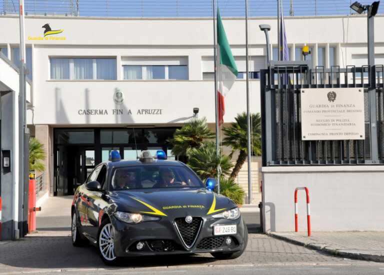 Sequestrati 1.200 cosmetici nocivi nel Brindisino: denunciate due persone