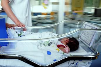 Galleria foto 'Indi Gregory, cos’è la rara malattia della piccola: diagnosi in utero ma nessuna cura' - foto 1