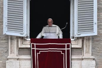 Galleria foto 'Israele-Hamas, accorato appello del Papa: “Basta, le armi si fermino”' - foto 1