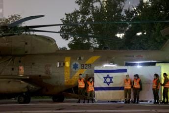 Israele-Hamas, altri due giorni di tregua a Gaza: rilasciati 33 palestinesi