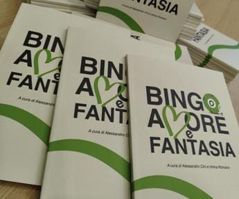 Galleria foto 'Libri, esce ‘Bingo, amore e fantasia’: storie di amicizia e solidarietà nate nelle sale' - foto 1