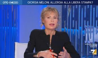 Galleria foto 'Lilli Gruber a Otto e mezzo: “Mai attaccata la famiglia di Giorgia Meloni”' - foto 1