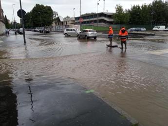 Galleria foto 'Maltempo Lombardia e Milano oggi, si alzano livelli di Seveso e Lambro' - foto 1