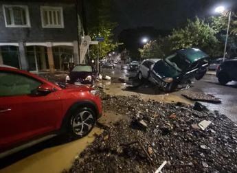 Galleria foto 'Maltempo oggi da Toscana a Veneto, allarme tempesta Ciaran: perché fa paura' - foto 1