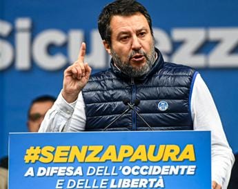 Galleria foto 'Manifestazione Lega, Salvini contro corteo pro Palestina: “Fascisti”' - foto 1
